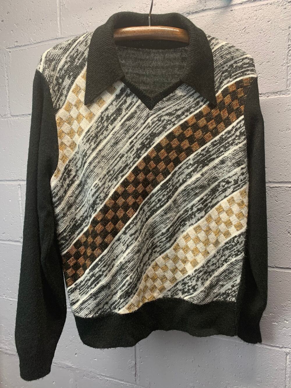 Vintage 1970s Collared Color Block Checkered Sweater V Neck Dagger Collar Unisex
